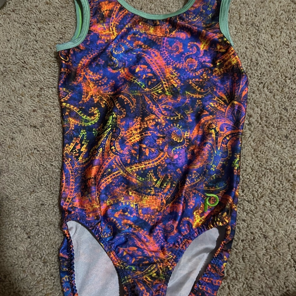 gymnastics leo